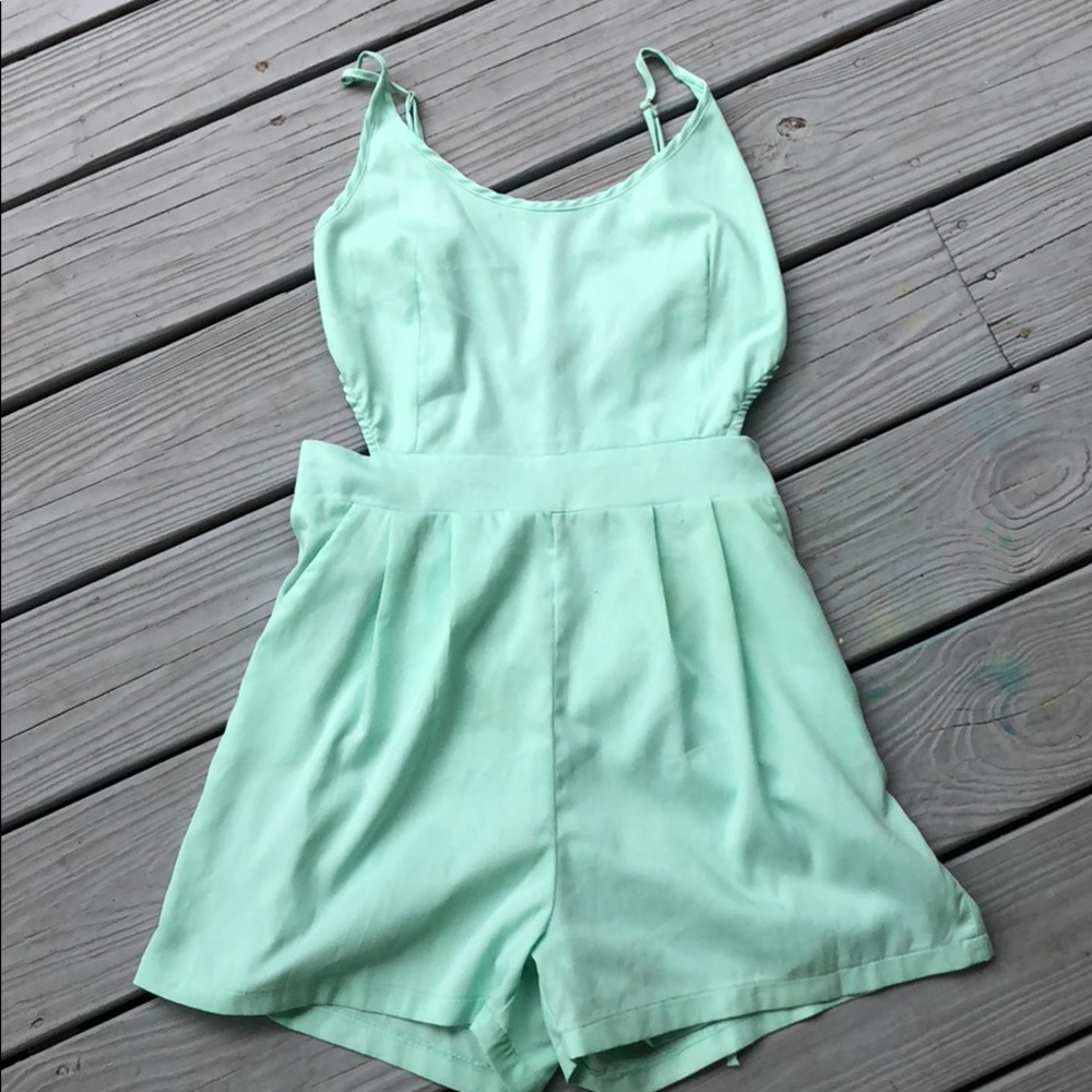 SUPER CUTE ROMPER